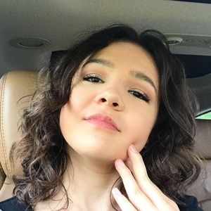 Meet your Posher, Bella